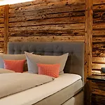 Gastehaus Fritz 3* Mittelberg