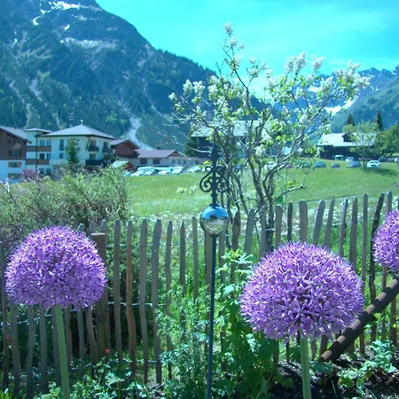 Gastehaus Fritz * Mittelberg