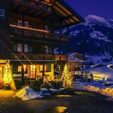 Gastehaus Fritz Guest house Mittelberg